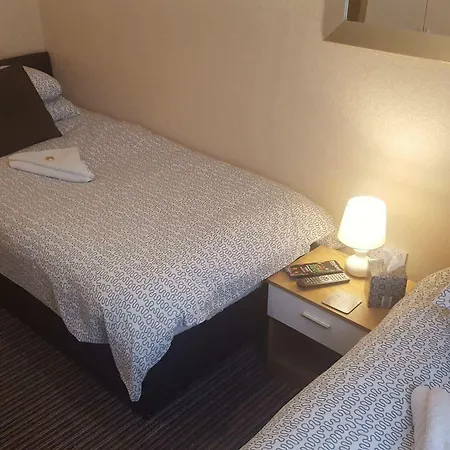 Hotel Newholme 2*