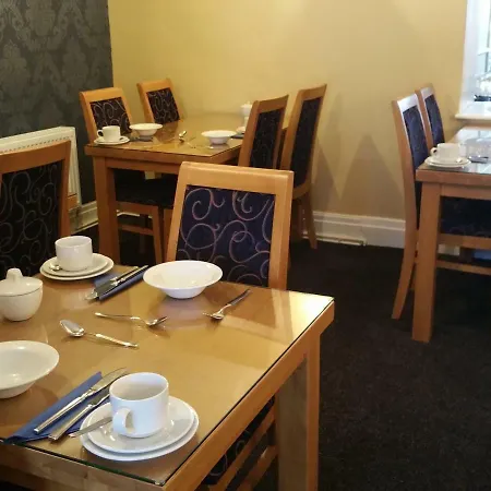 Courtneys Of Gynn Square Bed & Breakfast