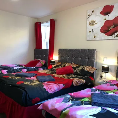 Hotel Red Roomz