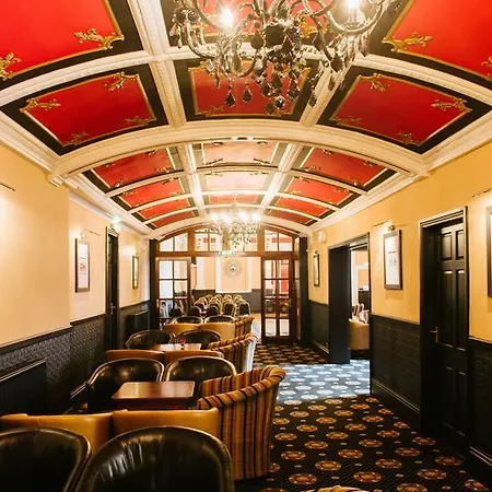 Park House 3* Blackpool