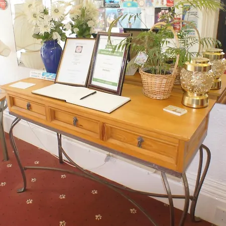 Morrisy House Guest house