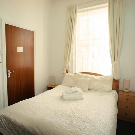 Guest house Morrisy House