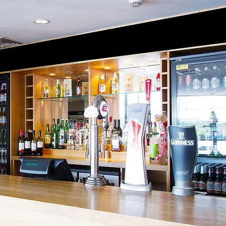 Hotel Travelodge South Shore 3*