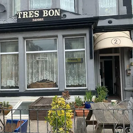 Tres Bon Guest house Blackpool