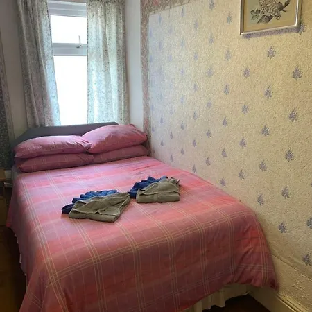 Tres Bon * Blackpool