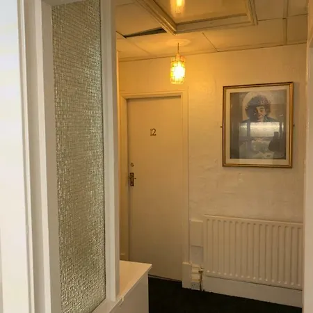 Tres Bon Guest house Blackpool