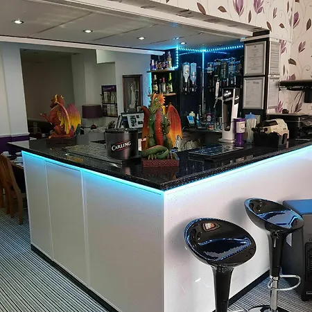 The Trentham Hotel Bed & Breakfast