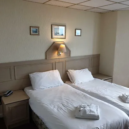 Hotel The Parisienne