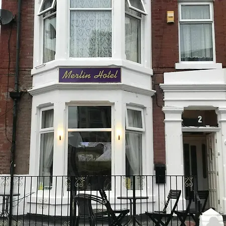 The Merlin Hotel 2*