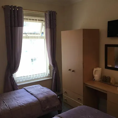 Greenmount Hotel Guest house 3*