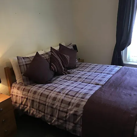 Guest house Greenmount Hotel 3*