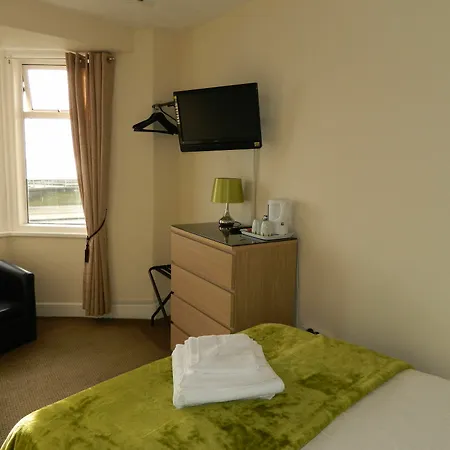 Ocean Bay 3*