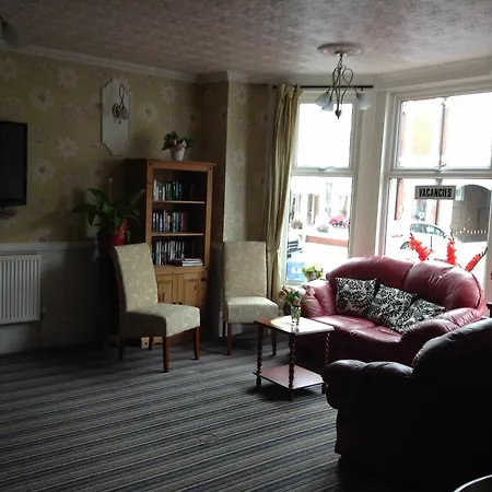 The Holmlea 3* Blackpool