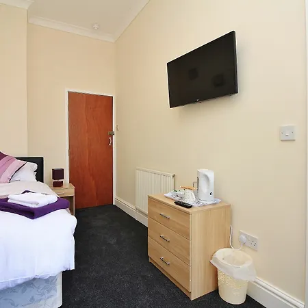 Bayswater House Bed & Breakfast Blackpool
