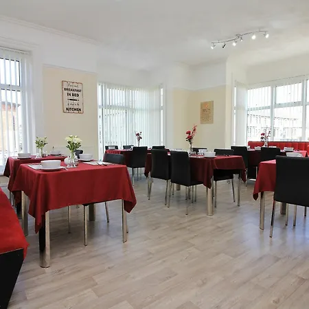 Bayswater House 3* Blackpool