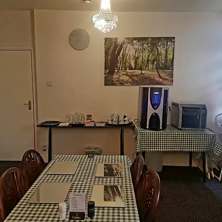 The Ascot Guest house 3*