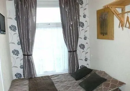 New Milton Guest house 2*