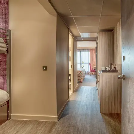 Boulevard 5*