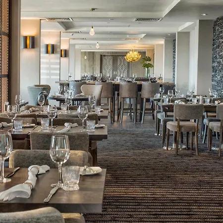 Boulevard Hotel