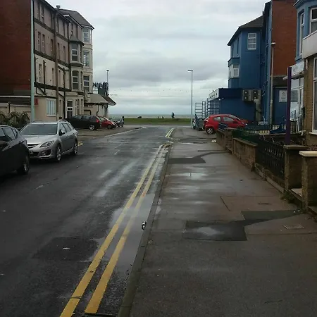 Bed & Breakfast Crompton House Blackpool
