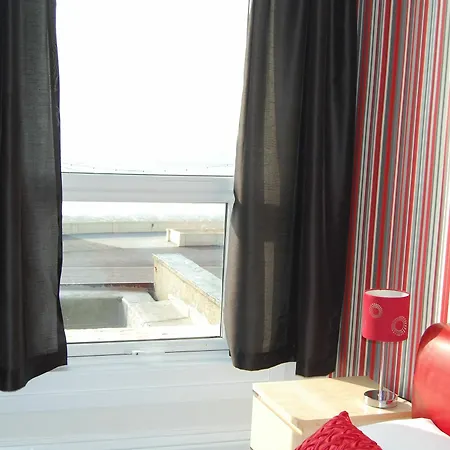 The Bromley 4*