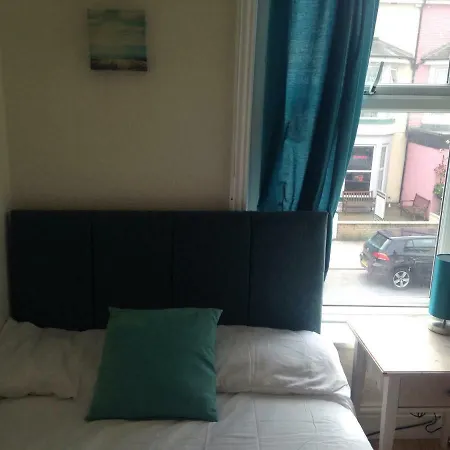 The Driftwood 3* Blackpool