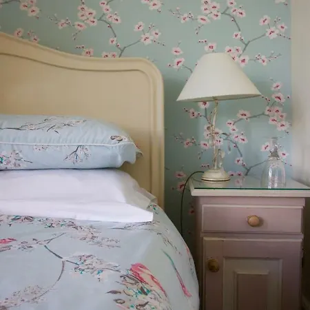 Barton House 3* Blackpool