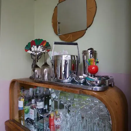 Barton House Guest house