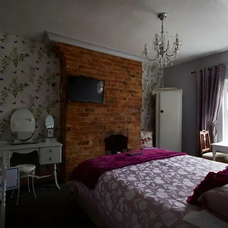 Barton House 3* Blackpool