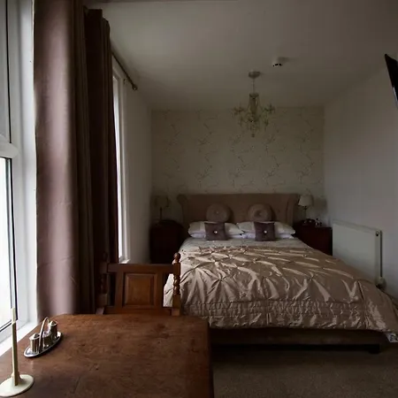 Barton House Guest house 3*