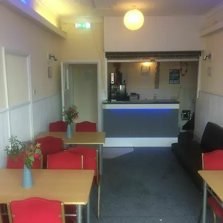 Hotel Charnely 2*