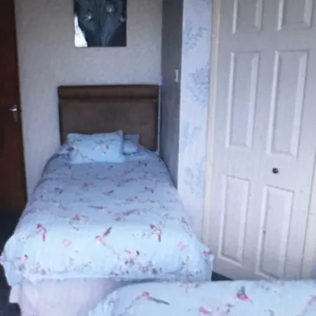 Bed & Breakfast Camelot House