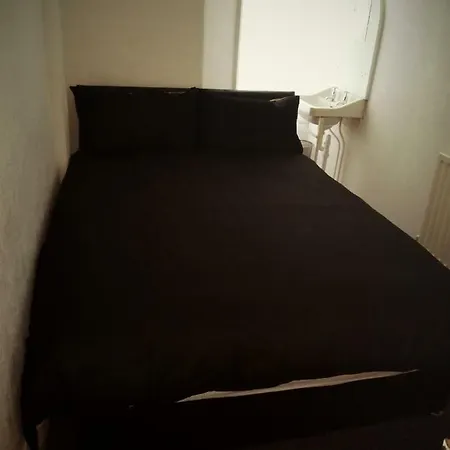 The Honley 3* Blackpool