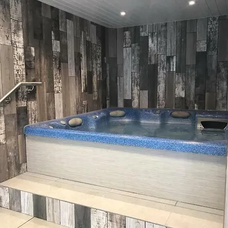Jade 50 At Newton Hall Holiday home Blackpool
