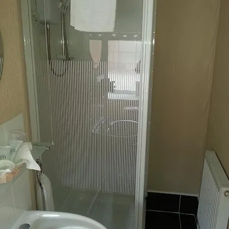 Manchester House Bed & Breakfast 3*