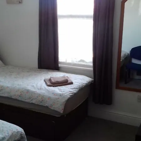 Shaftesbury 3* Blackpool