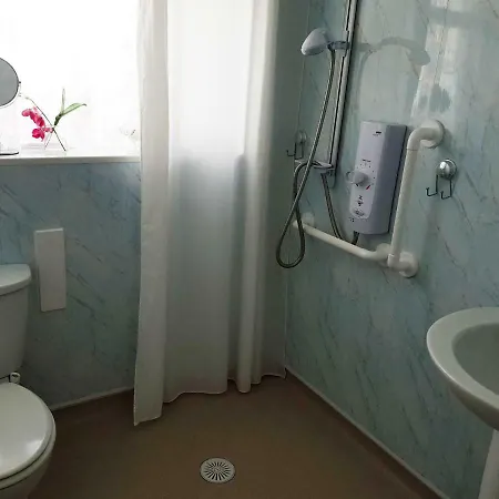 Blackpoolholidaylets The Bungalow * Blackpool