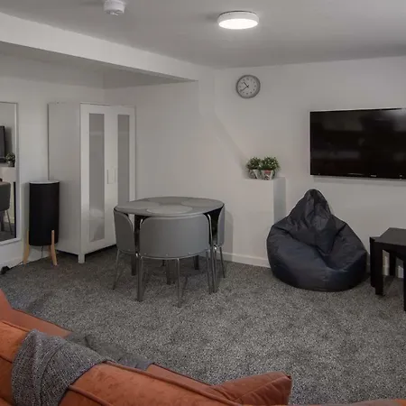 Mango Serviced Apartment Blackpool