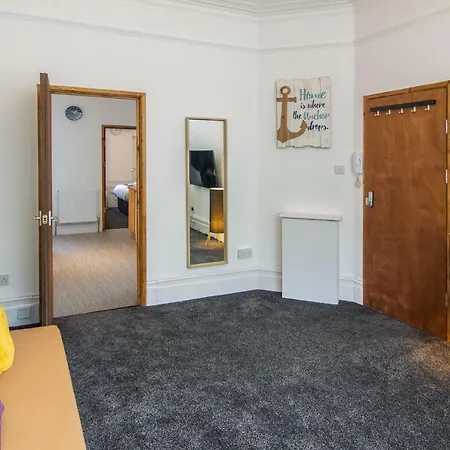 Mango Serviced Apartment Blackpool