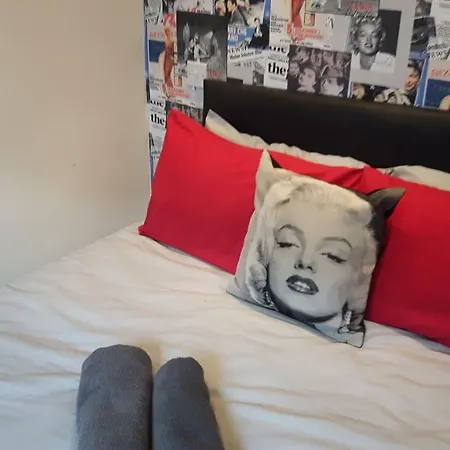 The Fame B&B