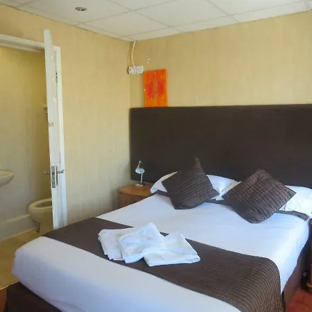 Stuart Hotel 3*