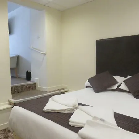 Stuart Hotel 3*