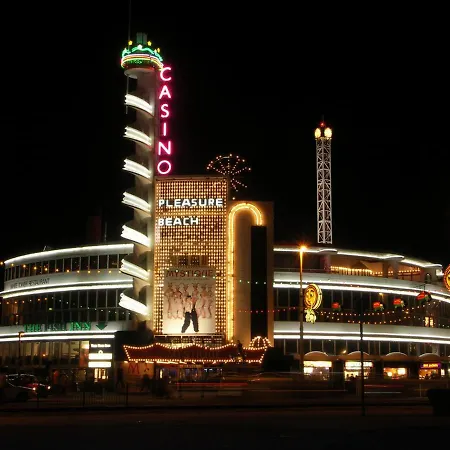 Pleasure Apartment *