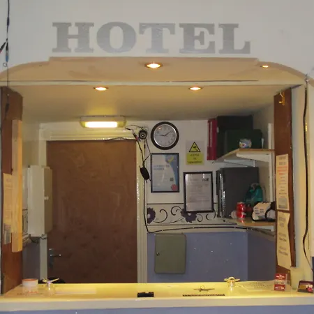 The New Ryton Hotel