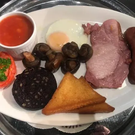 Raffles 4* Blackpool
