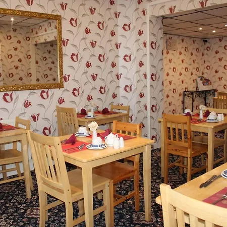 Mardonia Hotel 3*