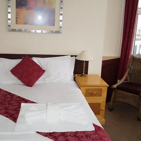 Gainsborough And Bar Blackpool