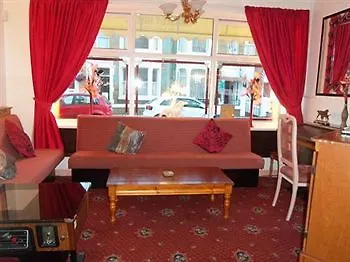 Ardsley Hotel