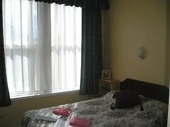 The Palms Hotel & Apartments Hotel 2*
