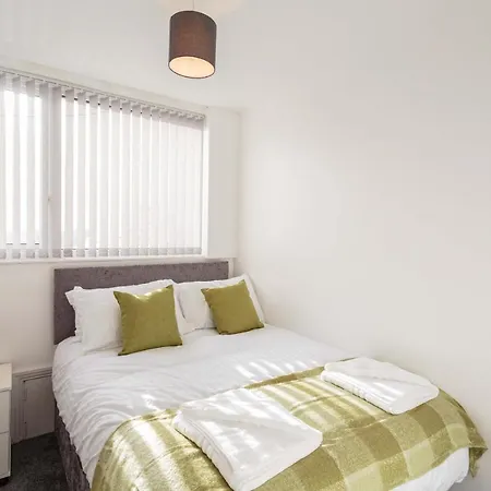 Cherry - Hornby Road Apartment *